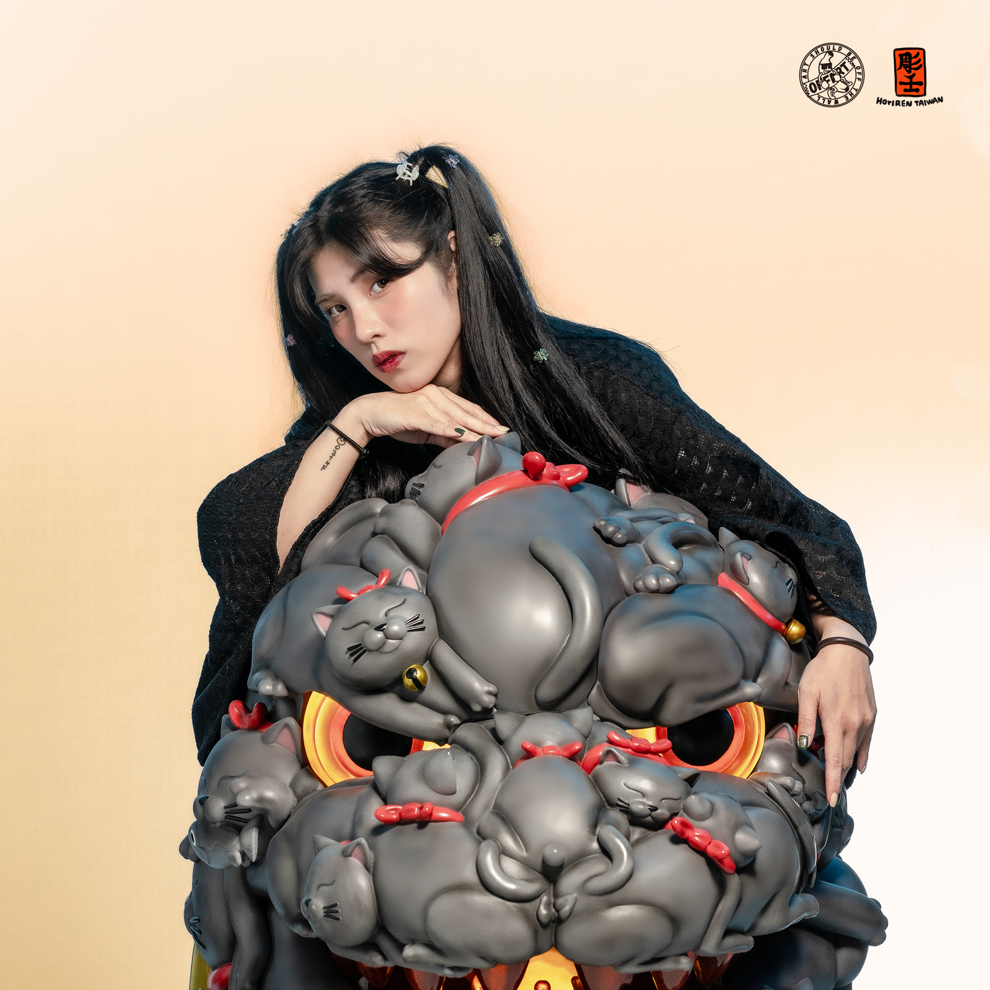 【IN-STOCK】OFFART X Horiren Red Flame Hundred Cats Resin Statue Bust 1000% Mega Edition