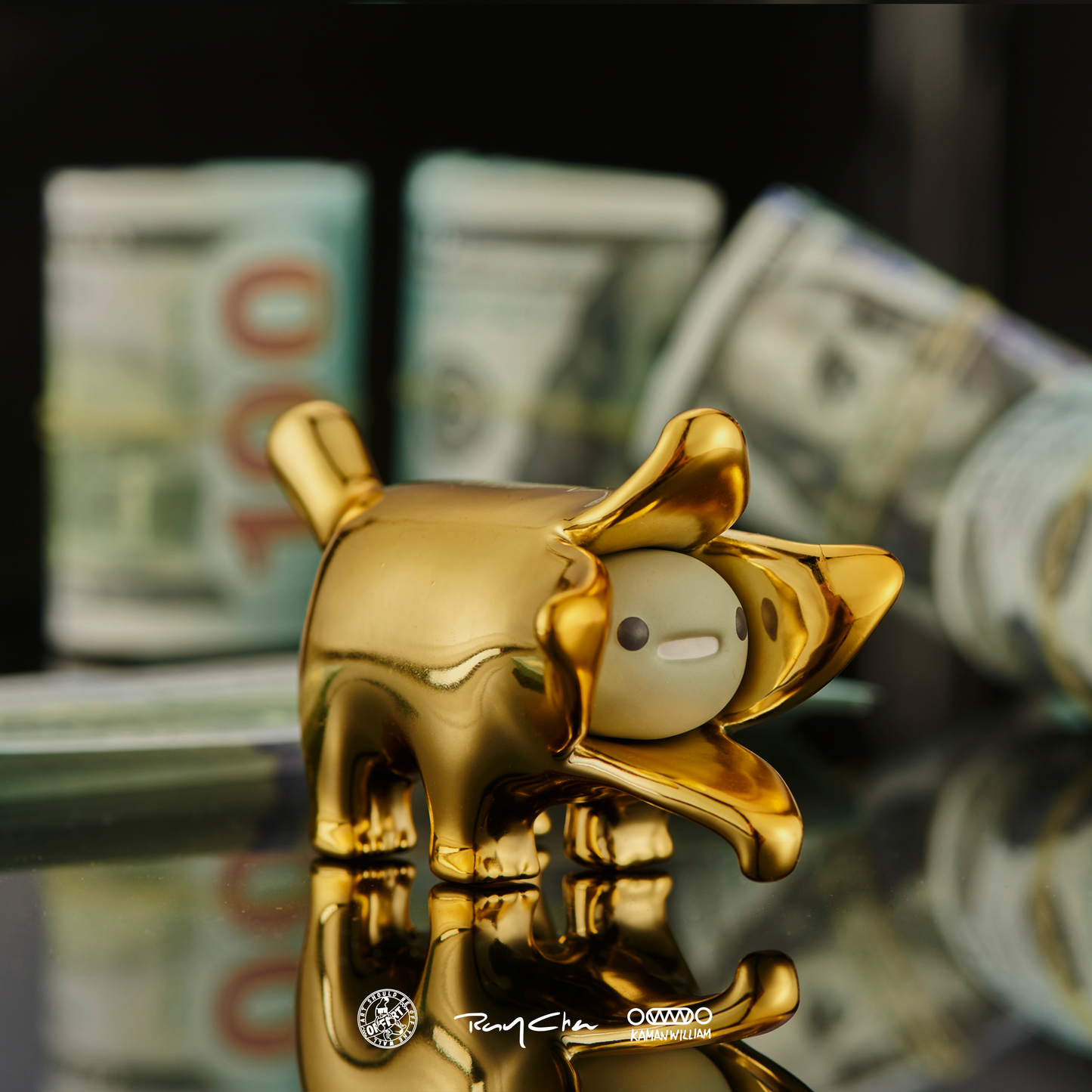 OFFART X Kamanwilliam X RayChan Gold Fortune Mini Money Bananaer Dog