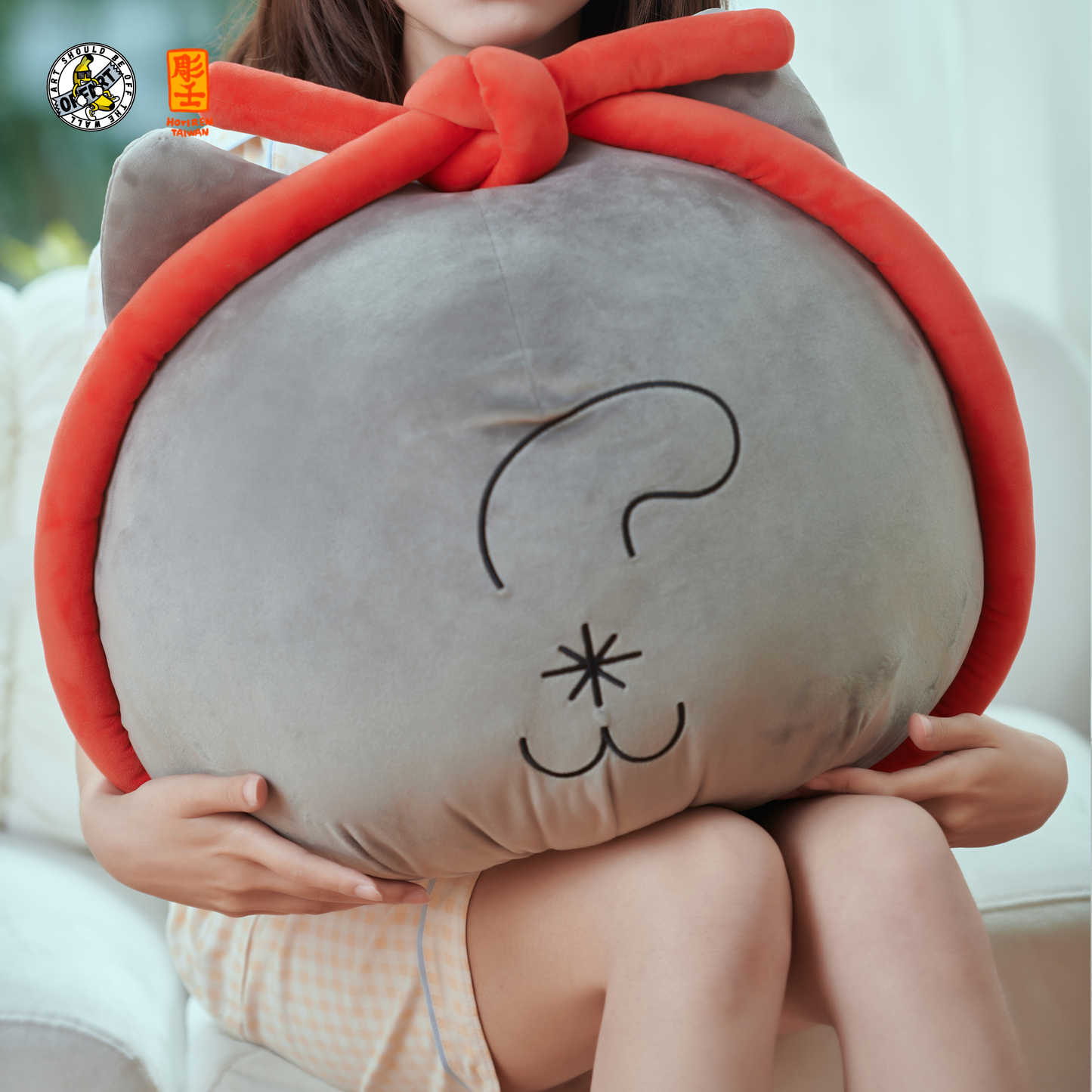 【IN-STOCK】OFFART X Horiren Money Biting Cat Plush Pillow