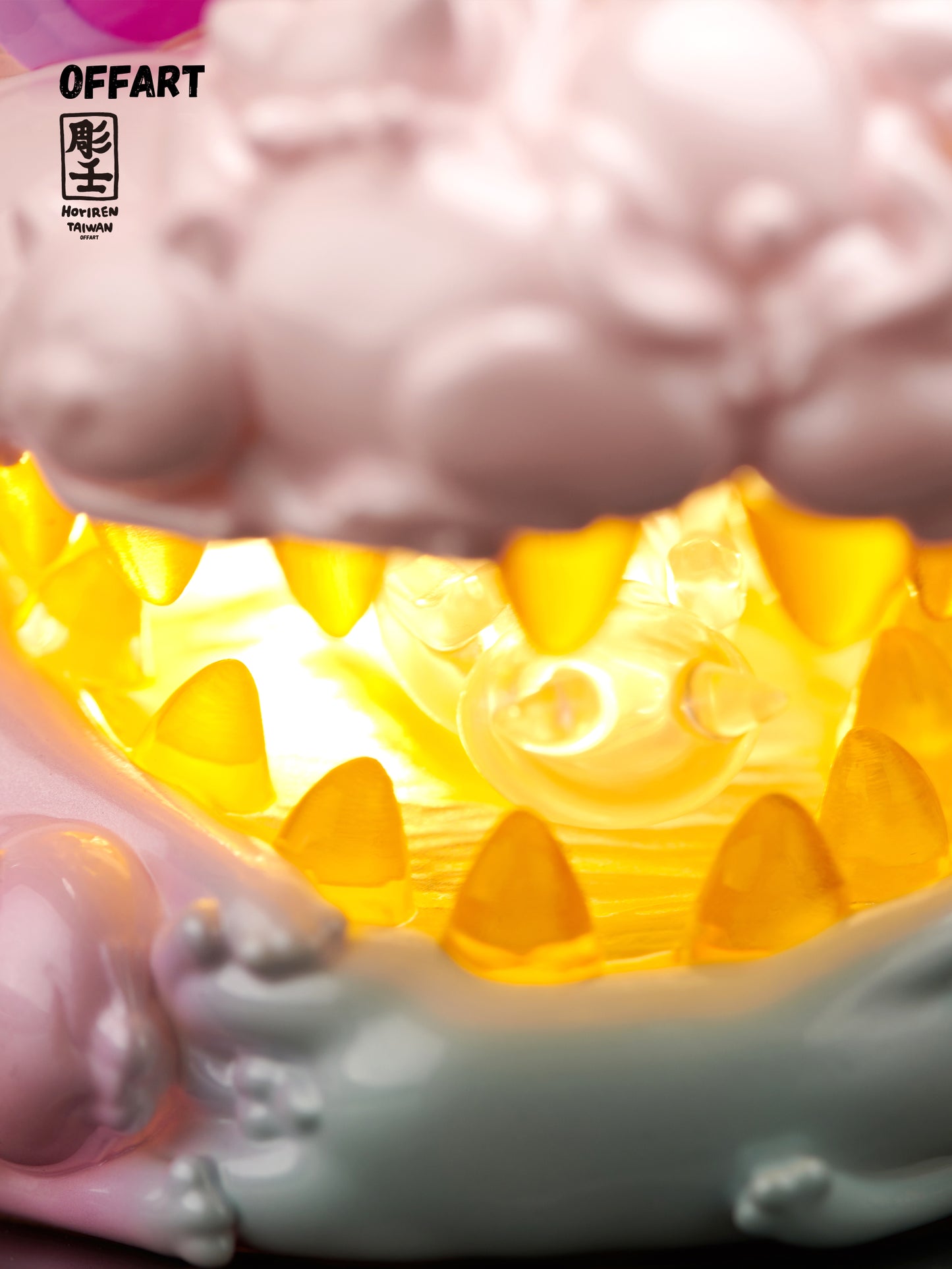 【PRE-ORDER】OFFART X Horiren Red Flame Hundred Cats Mini Fortune Head Statue -Super Sweet Candy