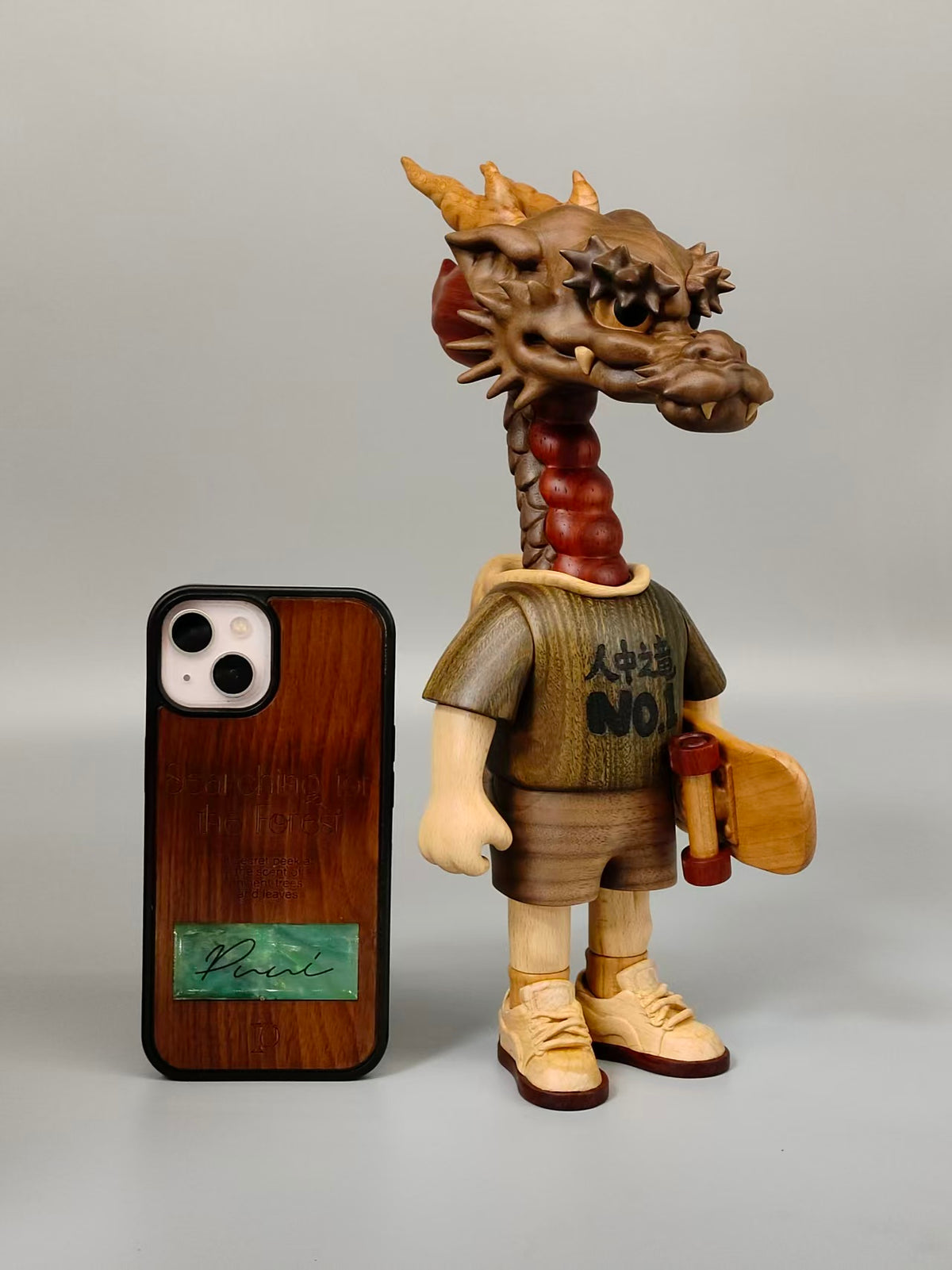 OFFART X Horiren Like A Dragon Woody Skate 100% Wooden Statue