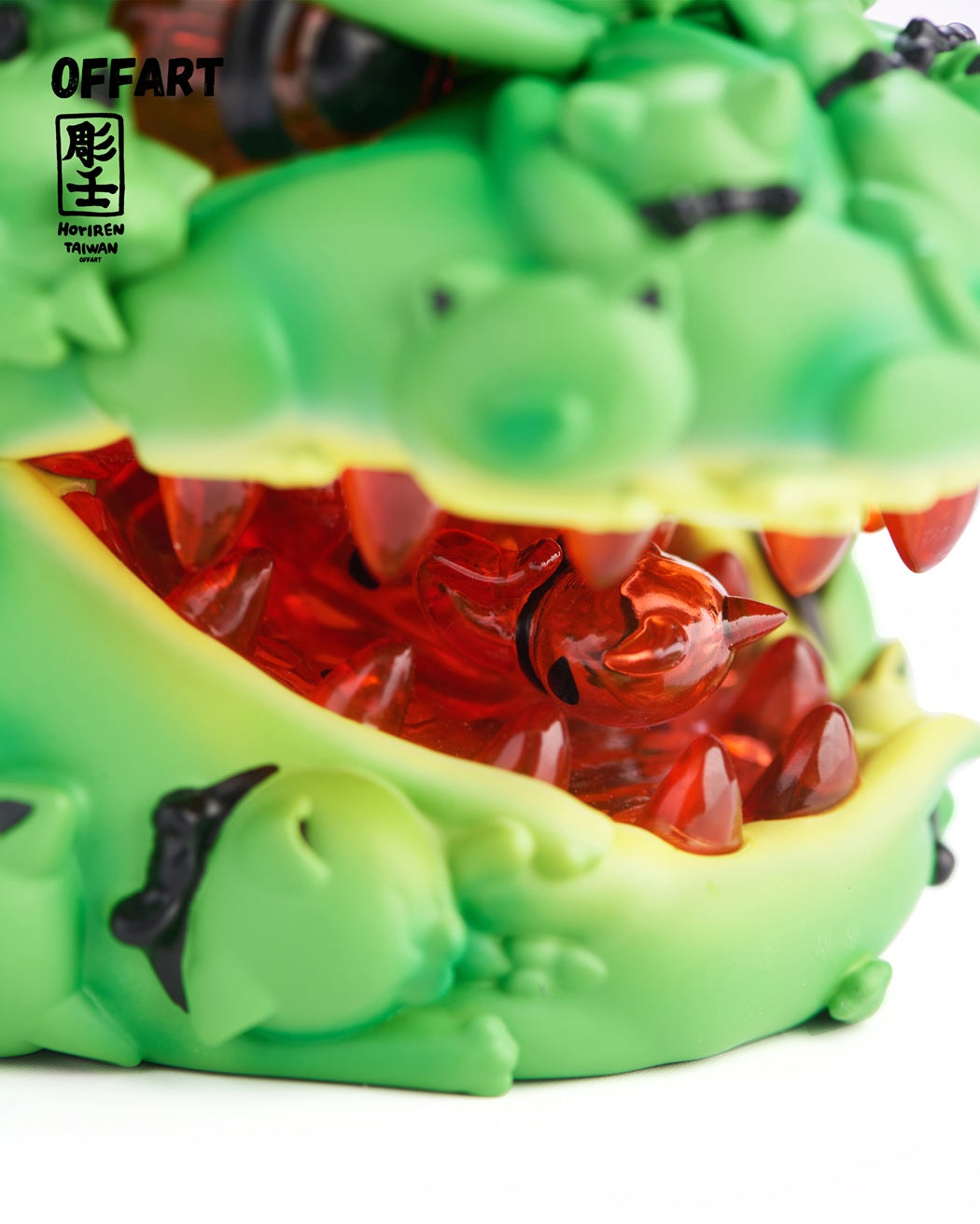 OFFART X Horiren Red Flame Hundred Cats Mini Fortune Head Statue Ice Watermelon Version