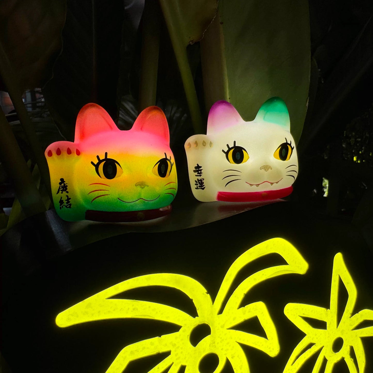 【IN STOCK】 Illuminated Half-Body Maneki-neko Blind Box